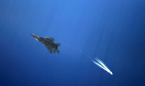 Израелските F-16 са застрашили два пътнически самолета - 1