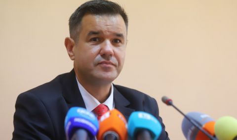 Никола Стоянов: Калоян Методиев беше министър на икономиката - 1