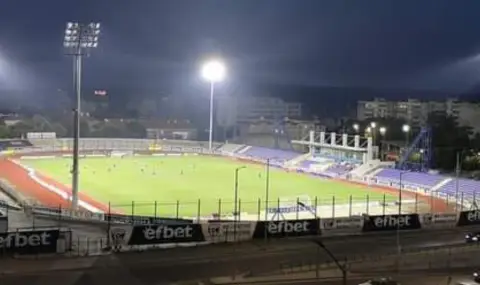 Спартак Варна е изправен до стената, може да не стартира сезона - 1