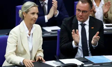 Злато и имоти: Защо богати германци даряват милиони на АзГ - 1