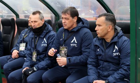 Нов удар по Левски: Петър Хубчев е прекратил споразумението си с клуба - 1