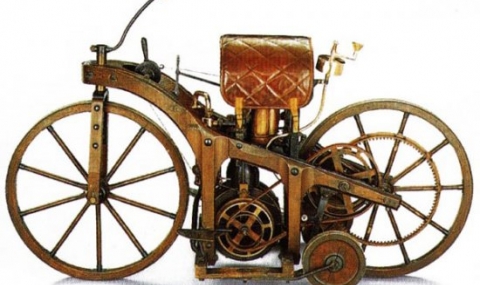 29 август 1885 г. Даймлер с патент за мотоциклет - 1