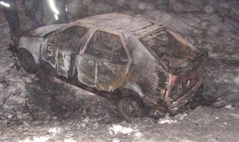 Издирвана кола беше открита опожарена - 1