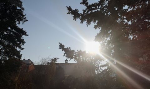 Празнични температури: Термометърът стига до 28° - 1