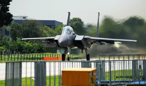 Ф-15 SG: Маневреност и скорост в сингапурски арсенал - 1