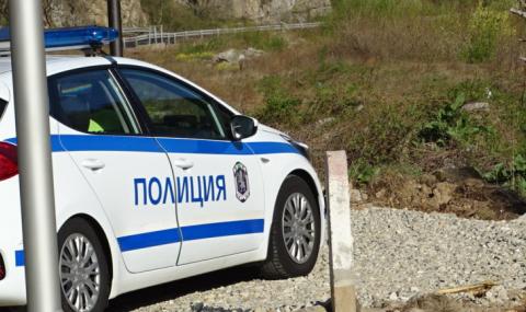 Жена убила мъж след пиянски запой в градинка в Димитровград - 1