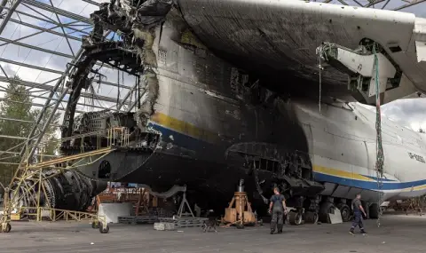 Forbes: Руската армия унищожава ударно украинските военни летища, ВСУ е в почти пълна безпомощност - 1