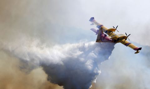 Италия и Франция изпращат на Гърция самолети за борба с пожарите - 1