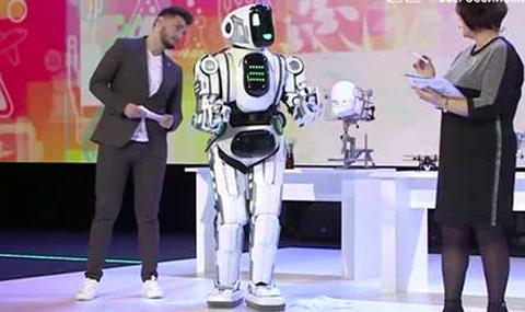Руски супер робот се оказа човек в костюм - 1