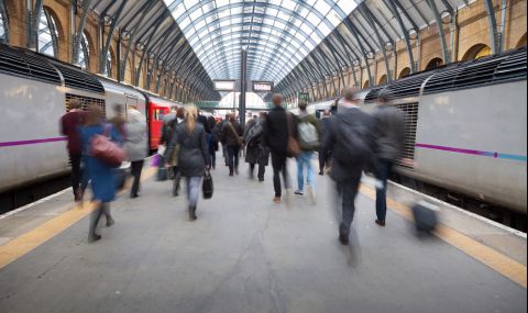 Нови проблеми за пътуващите с влак във Великобритания - 1