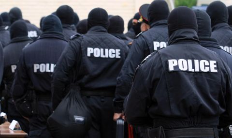 При акция в Банско: 7 са задържани за търговия с дрога  - 1