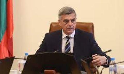 Кабинетът: Не е вярно, че преговаряме за още осем изтребителя F-16 Block 70 - 1