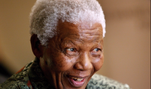 Доброволци отделят по 67 минути за благотворителност в чест на Мандела - 1