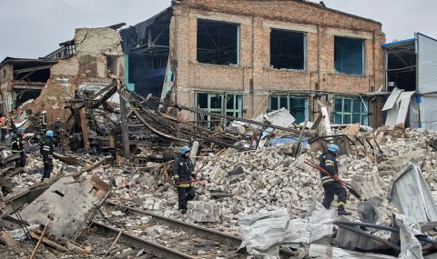 В Украйна е унищожена инфраструктура за 100 млрд. долара  - 1