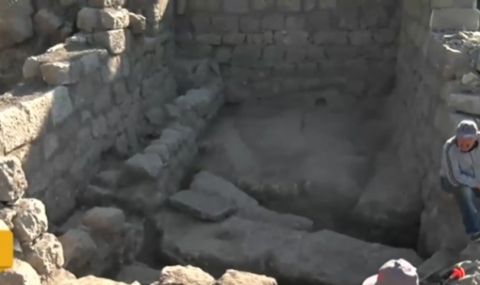 Археолози разкриха най-запазения езически храм в Родопите - 1