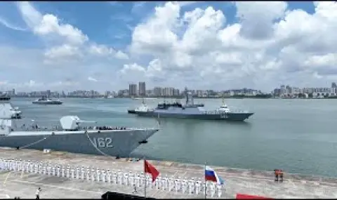 Chinese ships arrive for exercises in Vladivostok  - 1