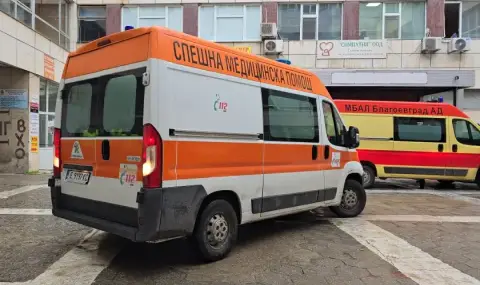 С опасност за живота са и тримата служители  на АПИ, пострадали при катастрофата край Ботевград