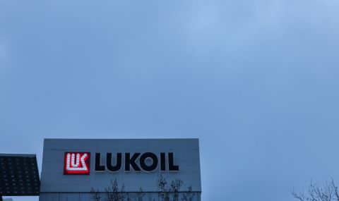 Принудително спиране на производството заради липса на възможност за износ, заявиха от "Лукойл"  - 1