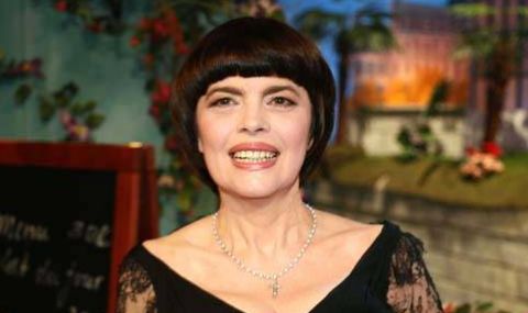 Френската певица Мирей Матийо разказа за отношенията си с Путин - 1