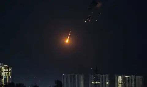 Middle East on the brink of explosion: Air defense shoots down drones near US consulate in Erbil - 1