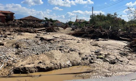 След наводнението: Разполагат още жилищни фургони в Карловско - 1