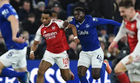 Arsenal took important three points away at Everton  - 1
