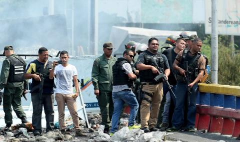 Над 100 военни от Венецуела дезертираха в Колумбия - 1