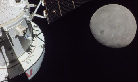 НАСА обяви екипажа за полет около Луната - 1