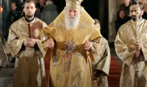 Новият патриарх ще бъде избран от девет митрополити, които отговарят на условията в  устава на БПЦ - 1