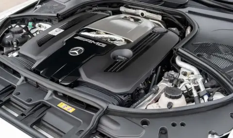Mercedes отрече: „В нашите модели няма да има двигатели на BMW“ - 1