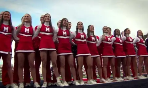 13 Cheerleaders Suffer Serious Burns After PE Teacher Punishment VIDEO  - 1