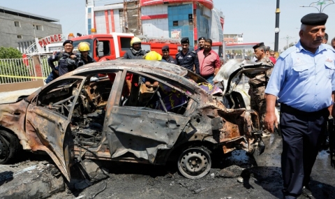 25 убити при самоубийствени атаки в Ирак - 1