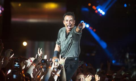 Рекорд: Спрингстийн в топ 5 за шесто поредно десетилетие  - 1