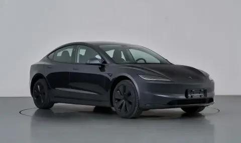 Tesla представя Model 3 с рекорден пробег - 1