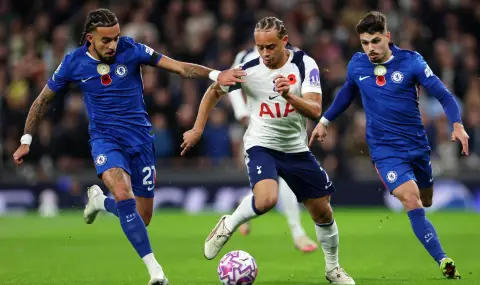 Челси спечели в лондонското дерби срещу Тотнъм  - 1