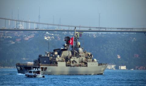 Турция праща бойни кораби в Северен Кипър - 1