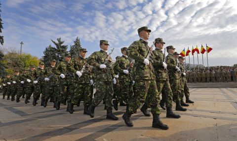 Румъния ще инвестира в нови технологии в държавната отбранителна индустрия - 1