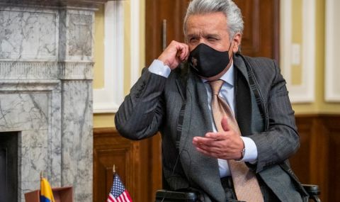 Самолет на президент кацна аварийно - 1