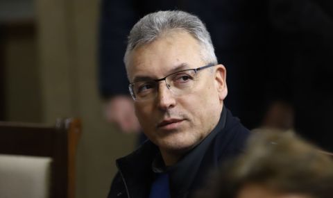 Валери Жаблянов: Партията, която стана символ на корупцията, иска да състави правителство - 1