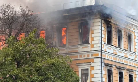 Националната академия на науките в Киев е била поразена от руски дрон - 1