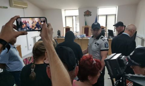 Само един от обвинените за източване на НЗОК в Пловдив лекари остана в ареста - 1