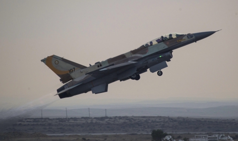Израел призна за въздушна атака по цели в Сирия - 1