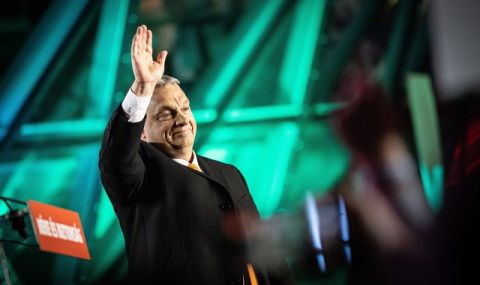 Гледайте Орбан в ръцете, а не в устата - 1
