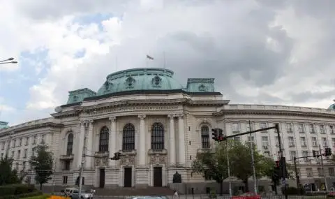 Преподавател от СУ: Никога не съм предлагал „интимни“ отношения на студентка срещу изпит - 1