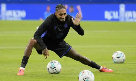 Рафиня: Мислех да напусна Барса заради психологически трудности, но обаждане от Флик ме разубеди - 1