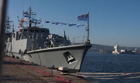 В Турция: Нужна е обща система за морска сигурност, вековният търговски ред в Черно море е застрашен