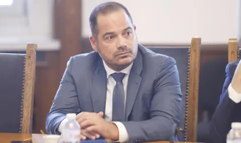 На второ четене в Комисията по вътрешна сигурност: Администрацията на президента остава без транспорт от НСО - 1