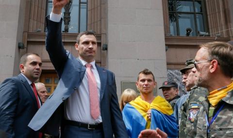 Виталий Кличко спечели нов мандат като кмет на Киев - 1