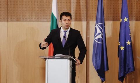 Премиерът се срещна с еврокомисаря по съседство и разширяване - 1