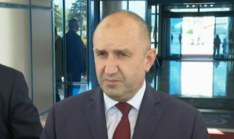 Румен Радев: Българската политика да се прави в София, а не в Киев - 1